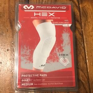 McDavid Medium White HEX Protective Leg Sleeves/Pair - MD6446 basketball rated